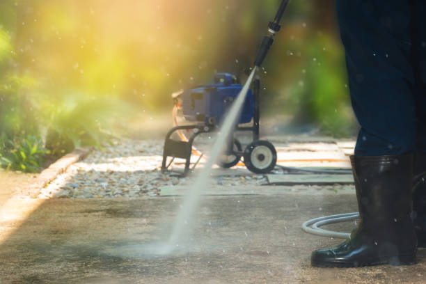 Best Deck and Patio Pressure Washing in Chisago City, MN